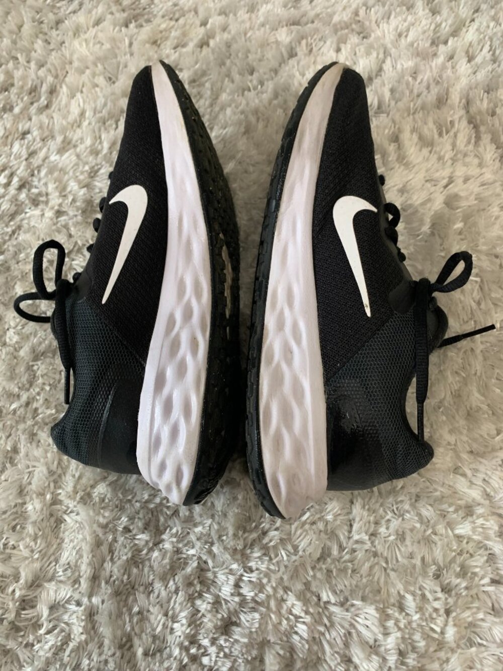 Nike Revolution 6 Women's Black Road Running Shoes - size 8 - Picture 4 of 7